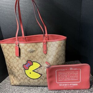 Coach x Ms Pac-Man Reversible Tote Signature Canvas Khaki Red Zip Bag F72900 NWT